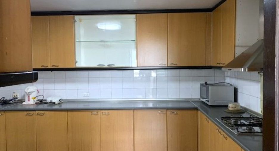 ขาย 3 ห้องนอน คอนโด ใน วัฒนา, กรุงเทพฯ