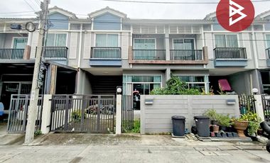 出售 3 卧室 联排别墅 在 Mueang Samut Prakan, Samut Prakan