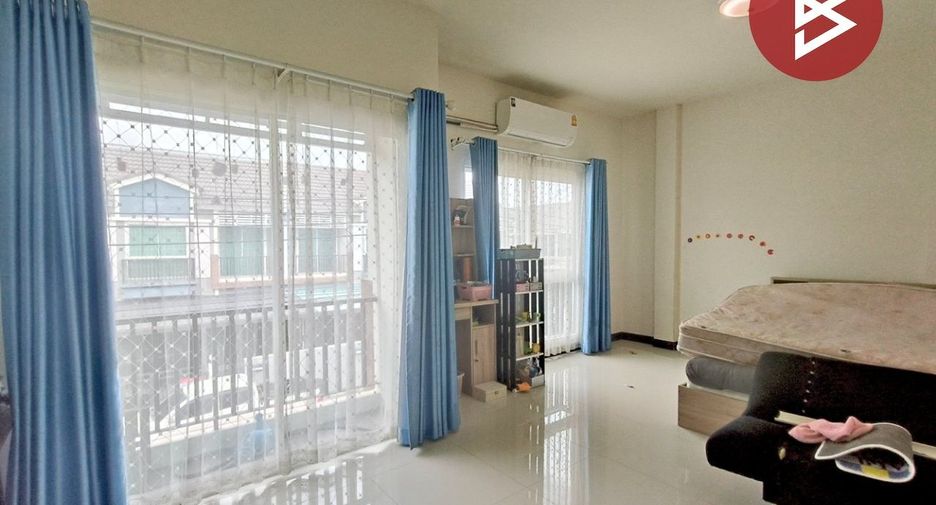 À vendre 3 chambres maison de ville à Mueang Samut Prakan, Samut Prakan