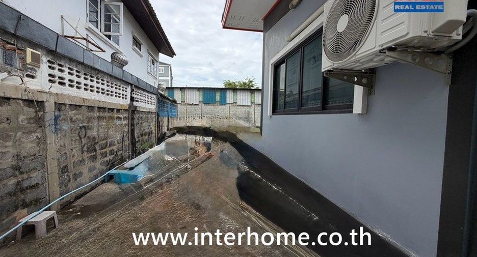 Haus zum Kauf mit 3 Zimmer in Bang Bua Thong, Nonthaburi