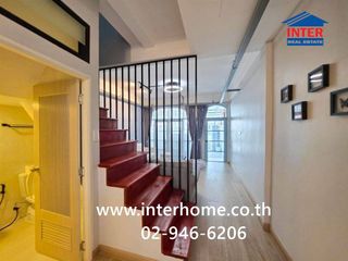 Casa adosada en venta de 2 habitaciones en Chatuchak, Bangkok