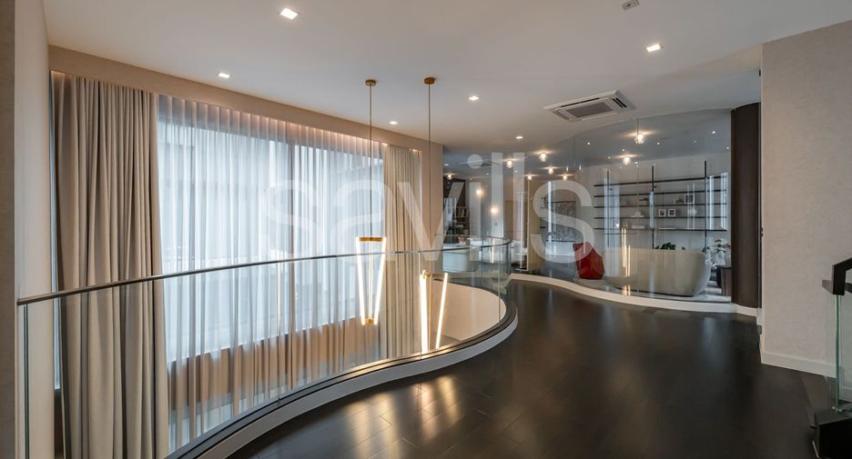 For sale 4 bedrooms house in Bang Kapi, Bangkok