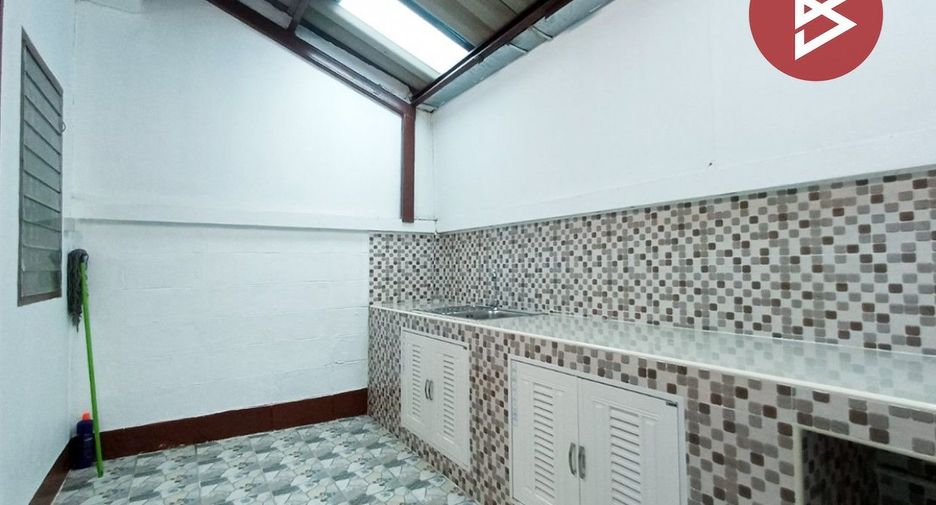 Casa adosada en venta de 2 habitaciones en Bang Bon, Bangkok