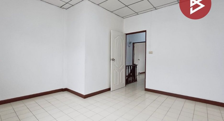 Casa adosada en venta de 2 habitaciones en Bang Bon, Bangkok