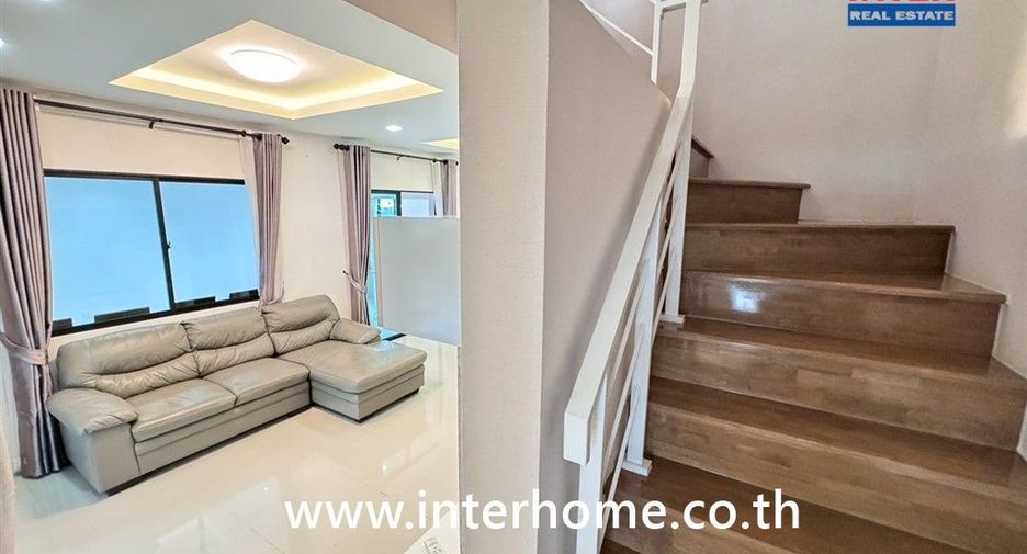 For sale 3 bedrooms townhouse in Mueang Nonthaburi, Nonthaburi