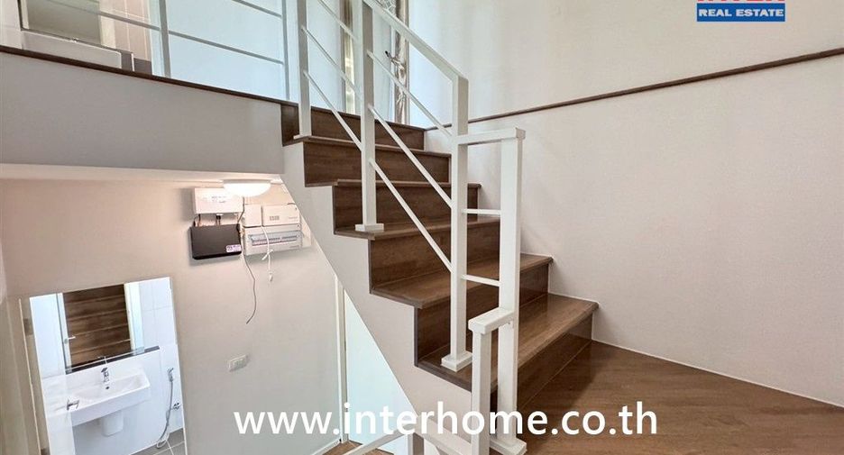 For sale 3 bedrooms townhouse in Mueang Nonthaburi, Nonthaburi
