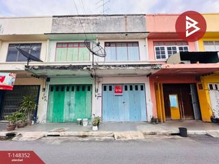 Gewerbefläche zum Kauf mit 2 Zimmer in Ban Pong, Ratchaburi