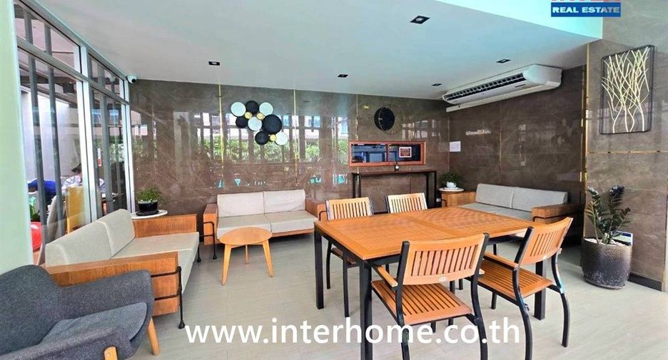 For sale 1 bed condo in Mueang Samut Prakan, Samut Prakan
