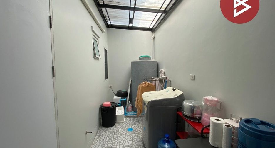 À vendre 2 chambres maison à Ban Pho, Chachoengsao