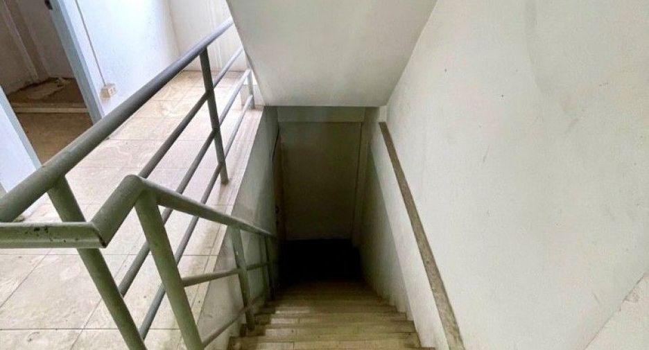 Local comercial en venta de 4 habitaciones en Khan Na Yao, Bangkok