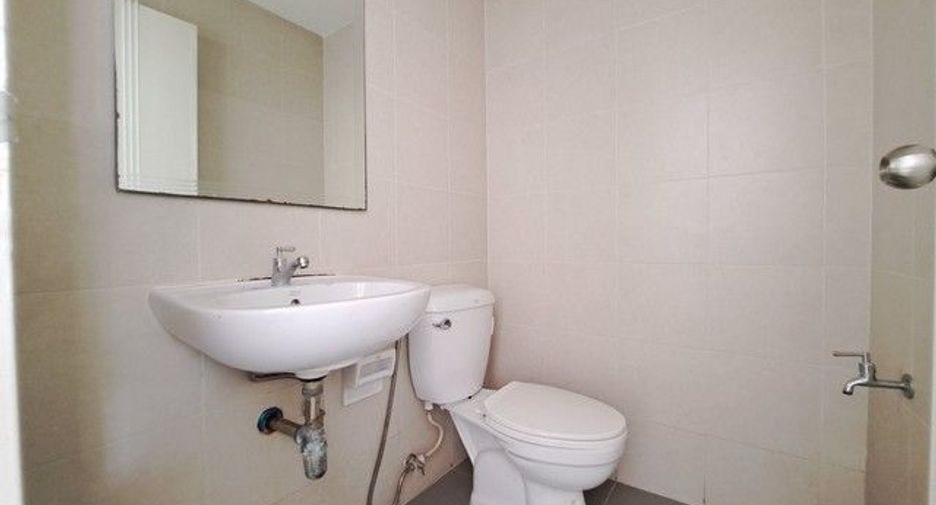 Reihenhaus zum Kauf mit Studio in Bang Phli, Samut Prakan