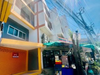 Gewerbefläche zum Kauf in Phra Samut Chedi, Samut Prakan