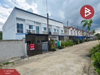 For sale 2 bedrooms townhouse in Sam Phran, Nakhon Pathom