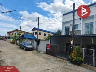 For sale 2 bedrooms townhouse in Sam Phran, Nakhon Pathom