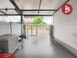 For sale 2 bedrooms townhouse in Sam Phran, Nakhon Pathom