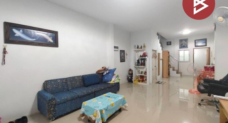 For sale 2 bedrooms townhouse in Sam Phran, Nakhon Pathom