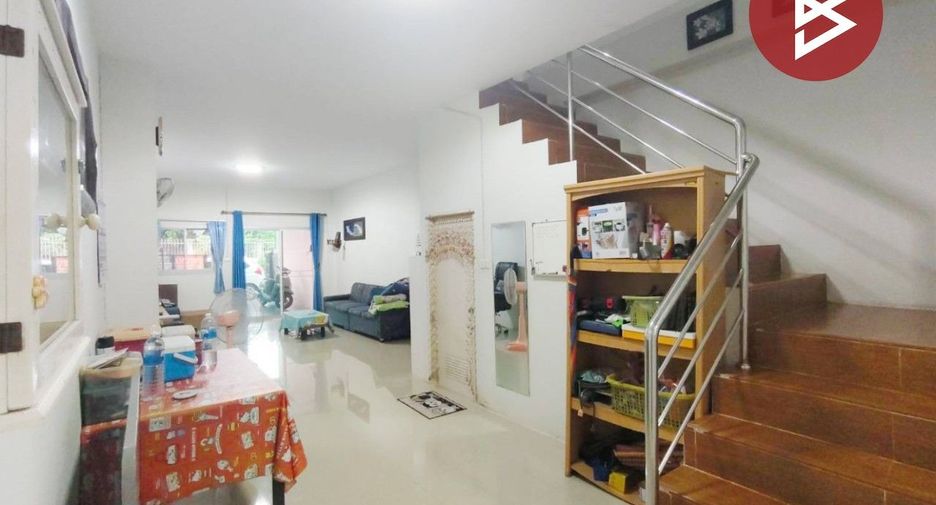 For sale 2 bedrooms townhouse in Sam Phran, Nakhon Pathom