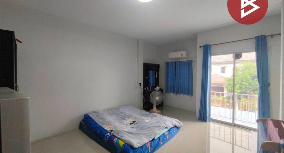 For sale 2 bedrooms townhouse in Sam Phran, Nakhon Pathom