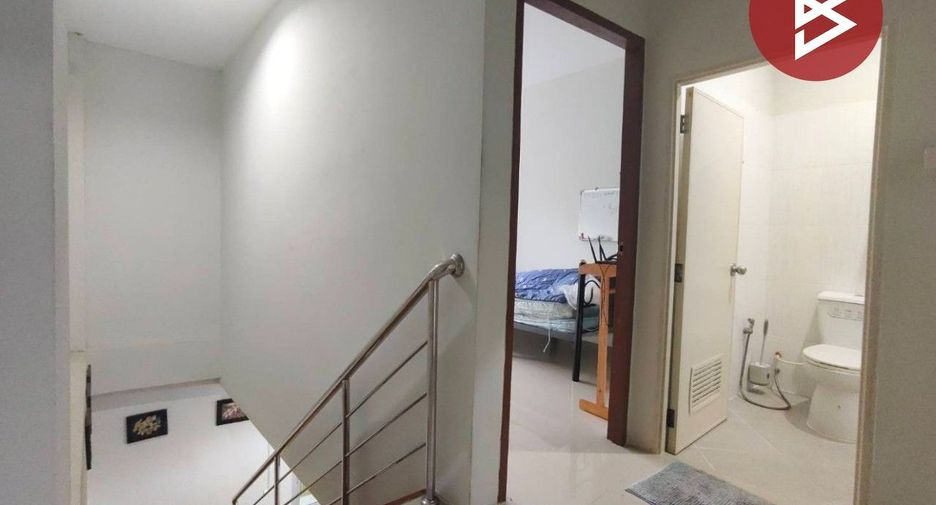 For sale 2 bedrooms townhouse in Sam Phran, Nakhon Pathom