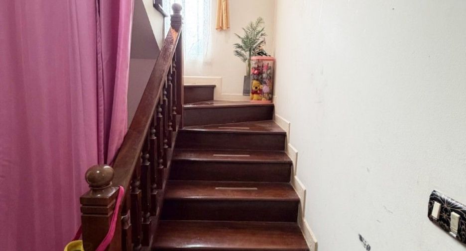 Продажа 3 спальни дом в Mueang Samut Sakhon, Самутсакхон