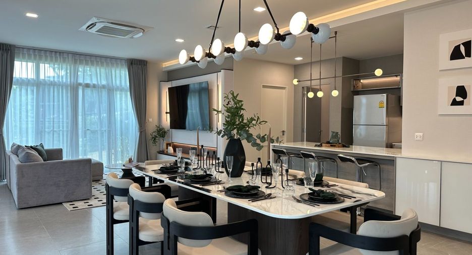 Casa en alquiler de 4 habitaciones en Prawet, Bangkok