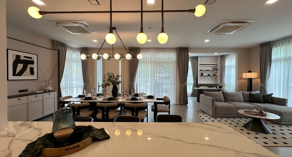 Casa en alquiler de 4 habitaciones en Prawet, Bangkok