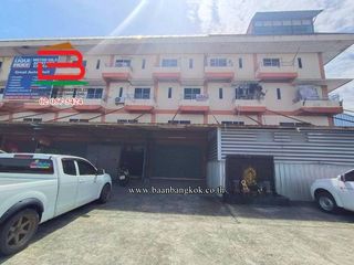 For rent 2 bedrooms retail Space in Sai Mai, Bangkok
