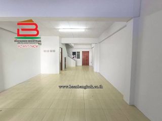 For rent 2 bedrooms retail Space in Sai Mai, Bangkok