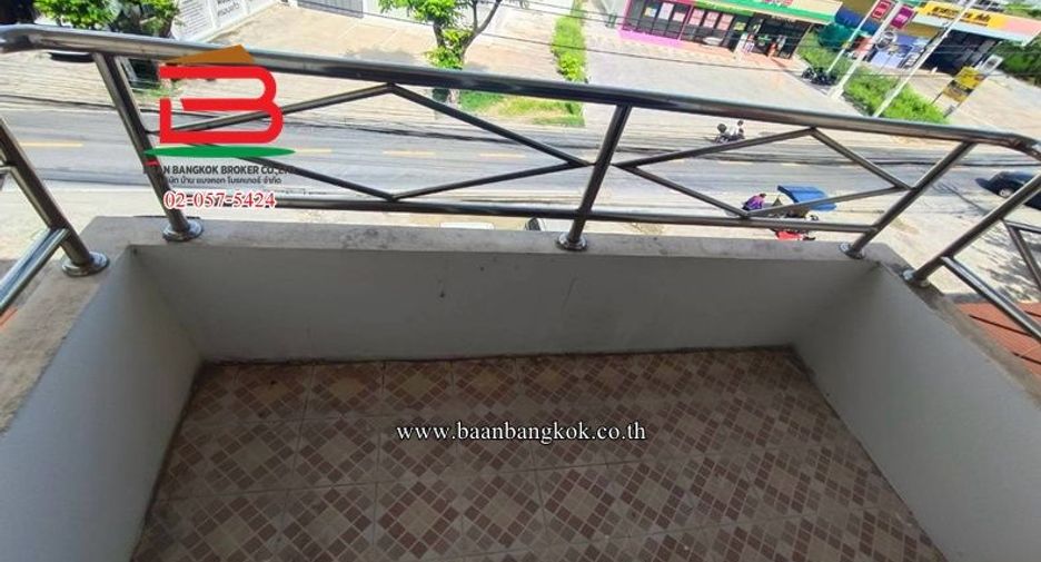 For rent 2 bedrooms retail Space in Sai Mai, Bangkok
