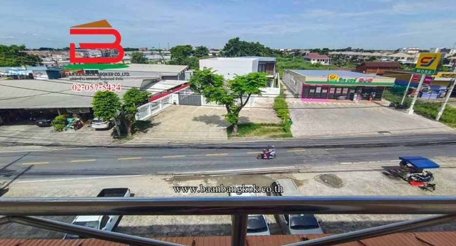For rent 2 bedrooms retail Space in Sai Mai, Bangkok
