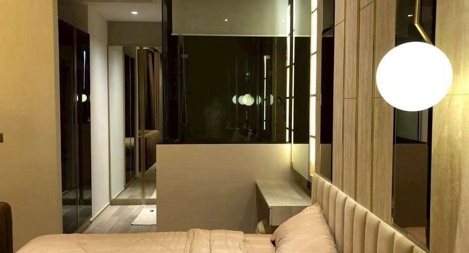Wohnung zur Miete mit 1 Zimmer in Bang Rak, Bangkok
