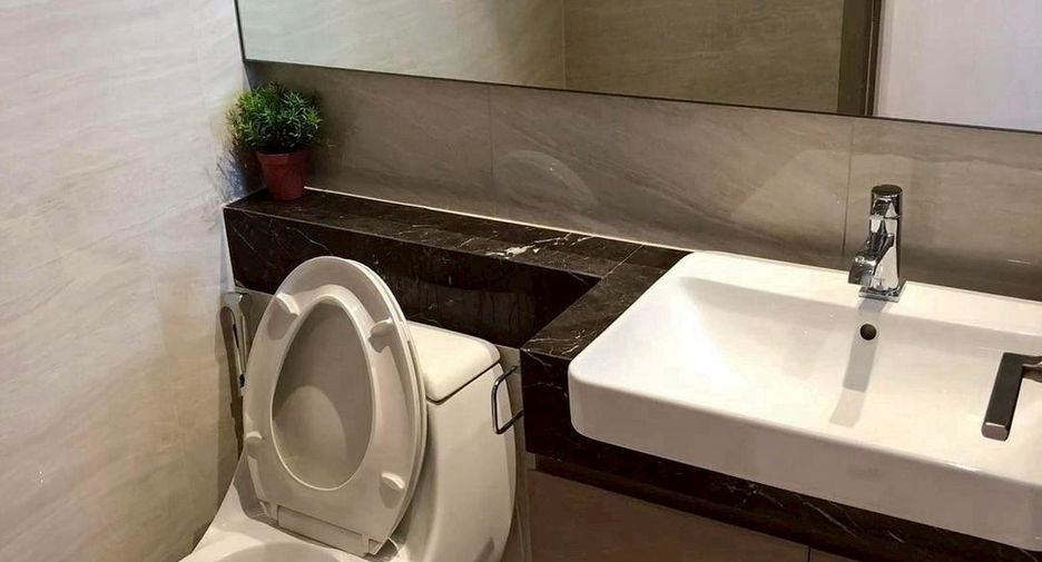 Wohnung zur Miete mit 1 Zimmer in Bang Rak, Bangkok
