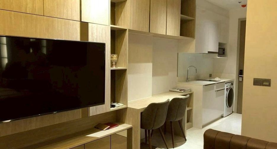 Wohnung zur Miete mit 1 Zimmer in Bang Rak, Bangkok