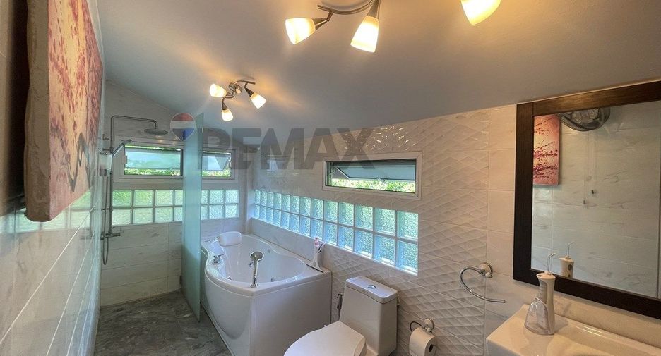 For sale 3 bedrooms villa in Ko Samui, Surat Thani