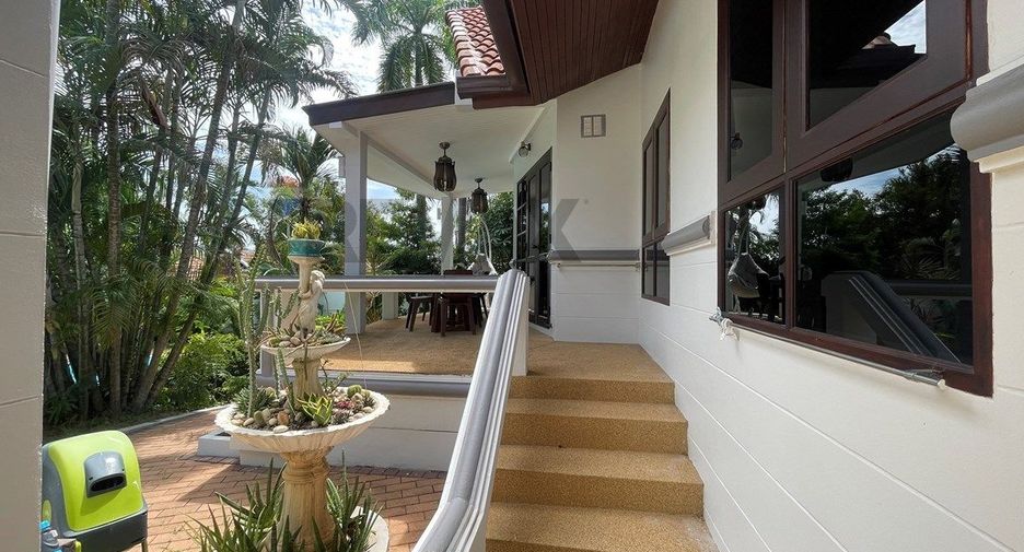 For sale 3 bedrooms villa in Ko Samui, Surat Thani