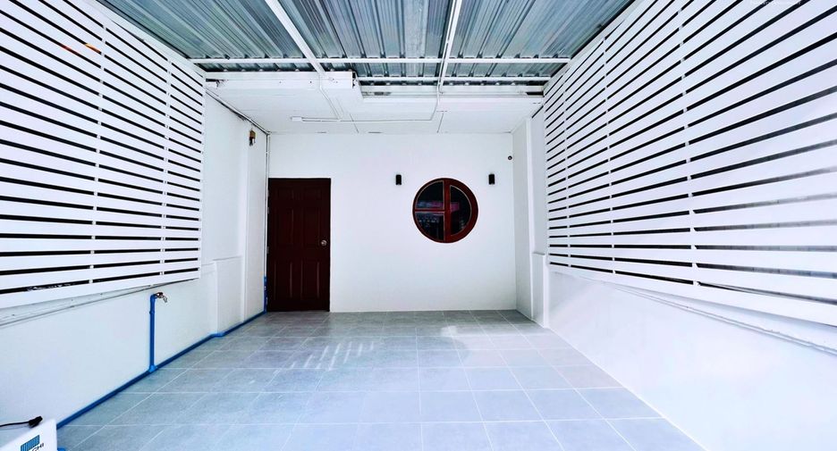 For sale 2 bedrooms townhouse in Bang Bua Thong, Nonthaburi