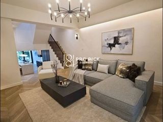 Reihenhaus zur Miete mit 5 Zimmer in Khlong Toei, Bangkok
