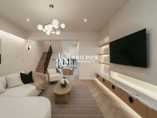 Reihenhaus zur Miete mit 5 Zimmer in Khlong Toei, Bangkok