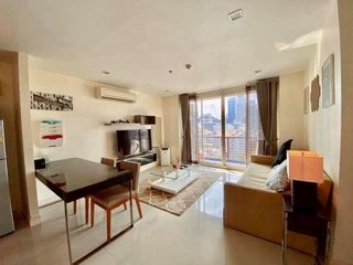 For rent 2 bedrooms condo in Bang Rak, Bangkok