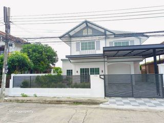 Casa en venta de 4 habitaciones en Khlong Sam Wa, Bangkok