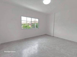 Casa en venta de 4 habitaciones en Khlong Sam Wa, Bangkok