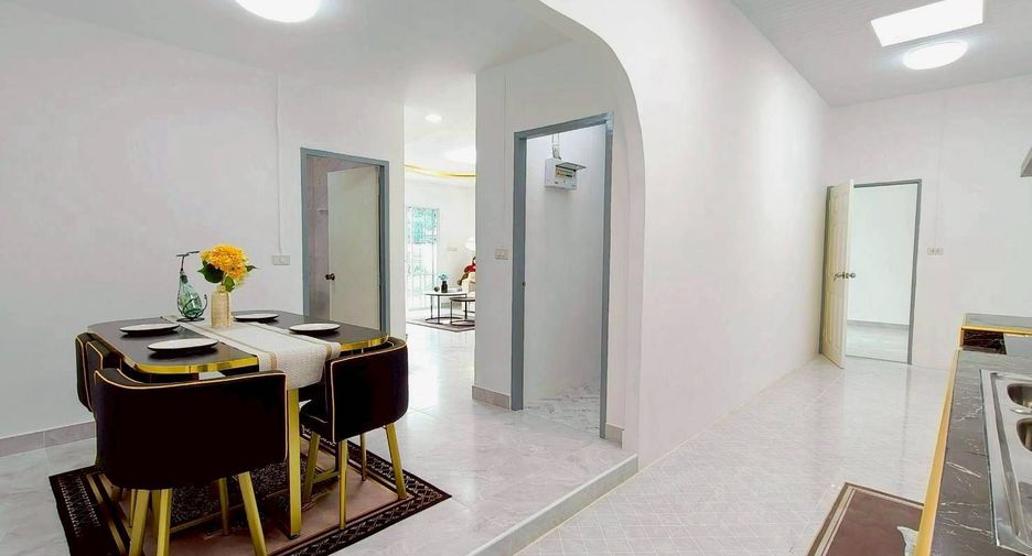 Haus zum Kauf mit 4 Zimmer in Khlong Sam Wa, Bangkok