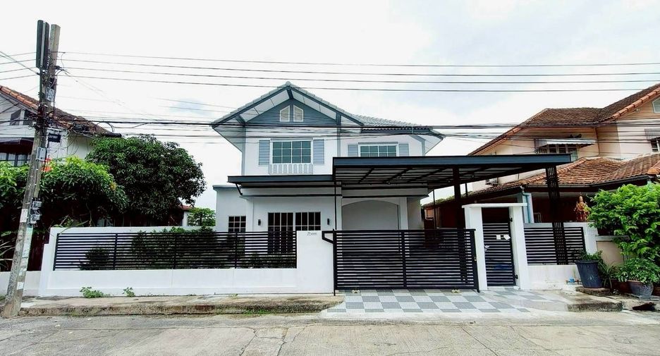 Haus zum Kauf mit 4 Zimmer in Khlong Sam Wa, Bangkok