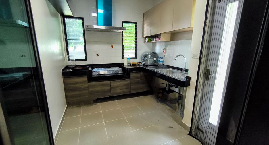 For rent 4 ベッドルーム house in Bang Phli, Samut Prakan