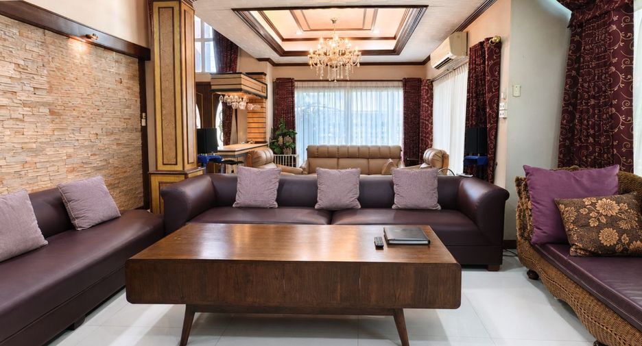 Haus zum Kauf mit 3 Zimmer in Min Buri, Bangkok