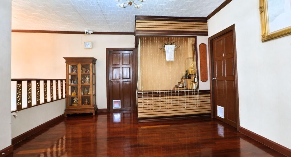 Haus zum Kauf mit 3 Zimmer in Min Buri, Bangkok