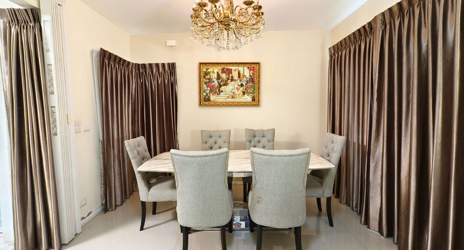 For rent and for sale 3 bedrooms house in Lat Krabang, Bangkok