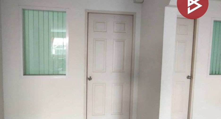 For sale 3 bedrooms retail Space in Mueang Rayong, Rayong
