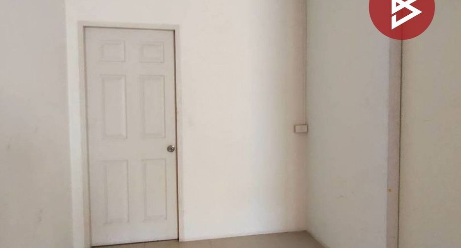 For sale 3 bedrooms retail Space in Mueang Rayong, Rayong