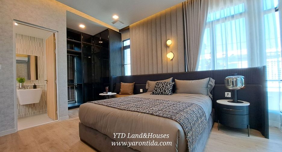 For sale 4 bedrooms house in Bang Phli, Samut Prakan